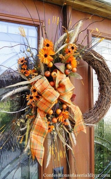 How to make a fall wreath by Confessions of a Serial DIYer