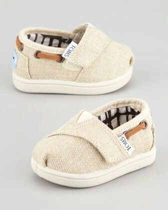 OMG im dying. Look at these! 16 Adorable Baby Shoes for First Steps