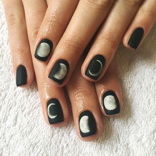 * phases of the moon* nail art