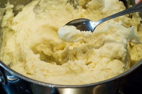 Pioneer Woman’s Mashed Potatoes. I “test-drove” these the other night to make sure they were Thanksgiving-worthy. Of course,