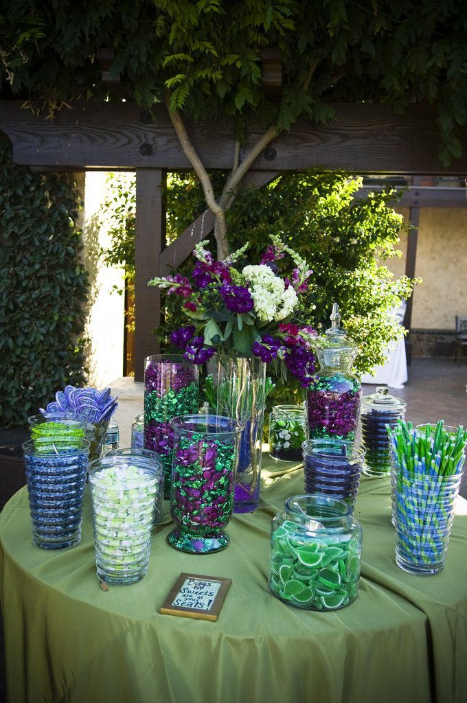 Purple and green candy bar, great for peacock wedding theme..indeed (-: