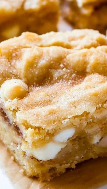 White Chocolate Snickerdoodle Blondies – holy hell. Need to make these!