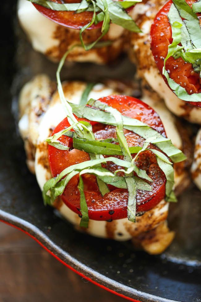 Baked Caprese Chicken – Amazingly crisp-tender chicken baked with melted mozzarella and topped with juicy tomatoes, fresh basil
