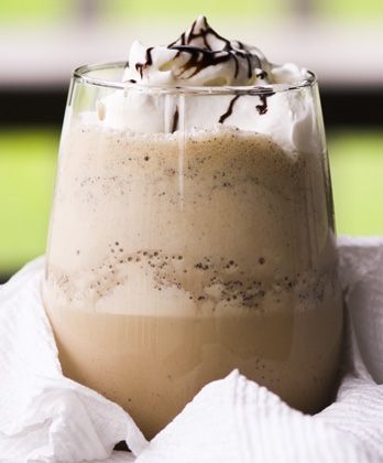 Coffee Milkshake Recipe… easy 5 minute recipe will bring all the boys to your yard… ;)