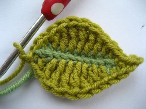 DIY Leaf Tutorial for #crochet