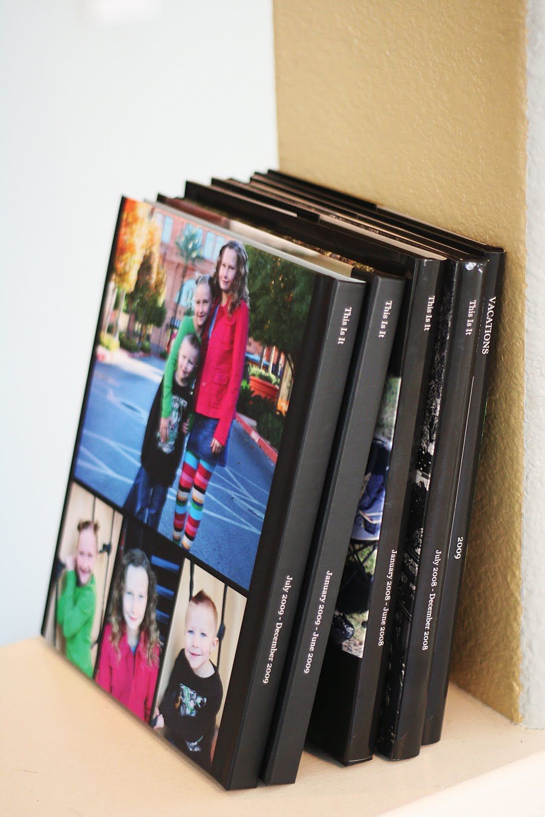 Family yearbooks. I love this idea!
