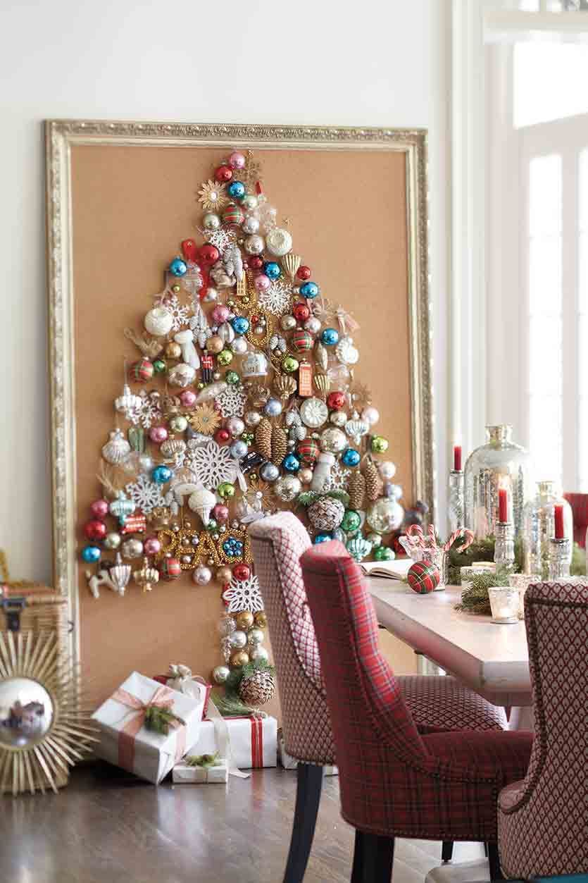 Framed ornament tree! so cool!
