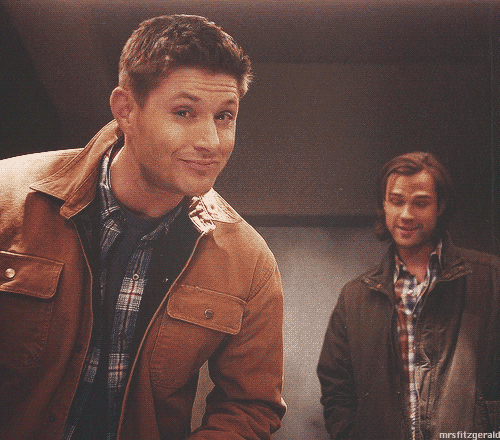 [GIF] Winchester sass 9×21 King Of The Damned