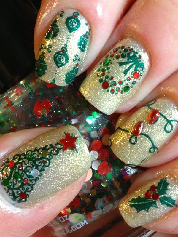 Glittery and gorgeous looking Christmas inspired nail art. Fill up your nails in wonderful glitters of all colors and add