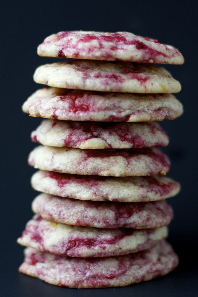 Lemon Raspberry Cookies – Ultra soft and chewy raspberry lemon cookies – quick and easy to make and you won’t be able to stop