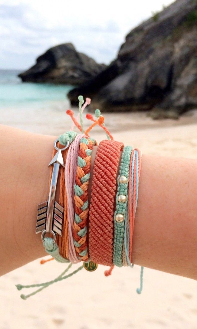 Shore Break Style Pack from Pura Vida Bracelets. Every bracelet purchased helps provide full-time jobs for local artisans in Costa