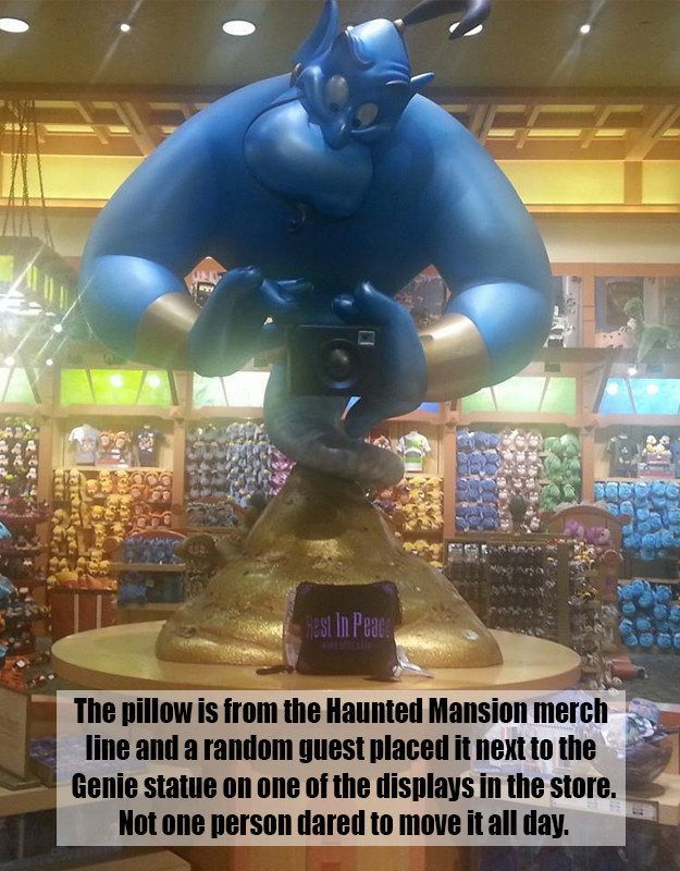 This touching tribute. | 16 Of The Greatest Things To Ever Happen At A Disney Store
