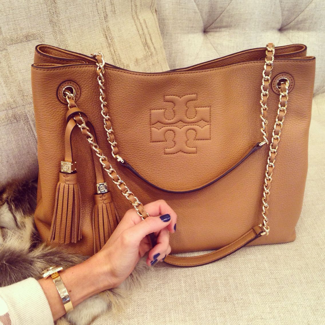 Tory Burch ‘Thea’ Shoulder Tote…had my eye on this for a while!