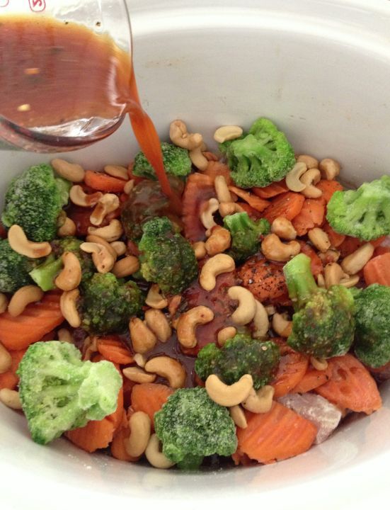 Crockpot Cashew Chicken – What?  An easy,   make healthy recipe?  That’s me!