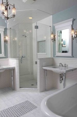 Great corner shower, like the half walls so you don’t have quite so much glass.  Great niche too.