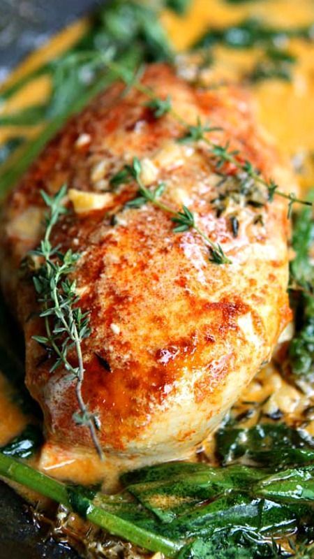 Paprika Chicken & Spinach with White Wine Butter Thyme Sauce ~ a yummy sauce, with some seriously moist chicken