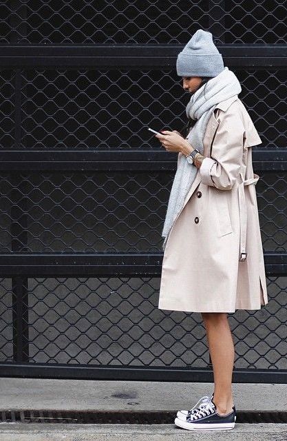 Trench + sneakers.  Outfit of the Day: 20 October 2015.