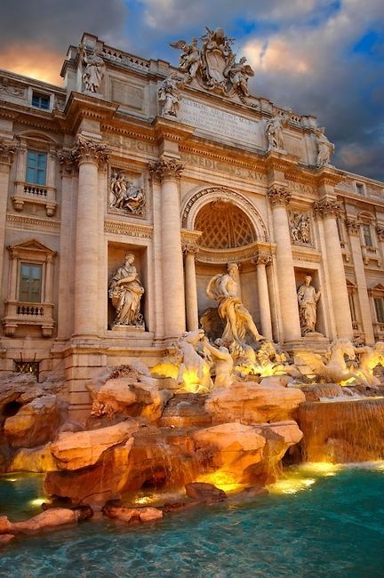 Trevi Fountain, Rome Italy – tradition says throw a coin in the fountain and you will return to Italy again in your lifetime!
