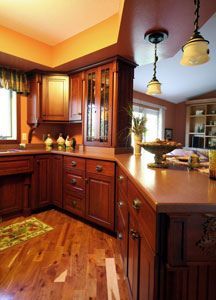 Custom Design Kitchen by Design Cabinetry Inc.