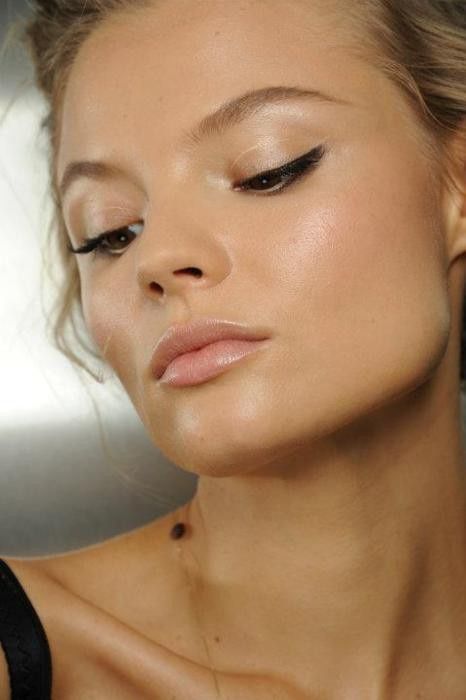 Make your skin glow with an easy home remedy in 5 min
