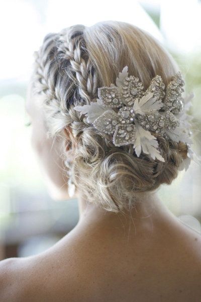 Bridal Hair – 25 Wedding Upstyles & Updo's – An enchanting side braided