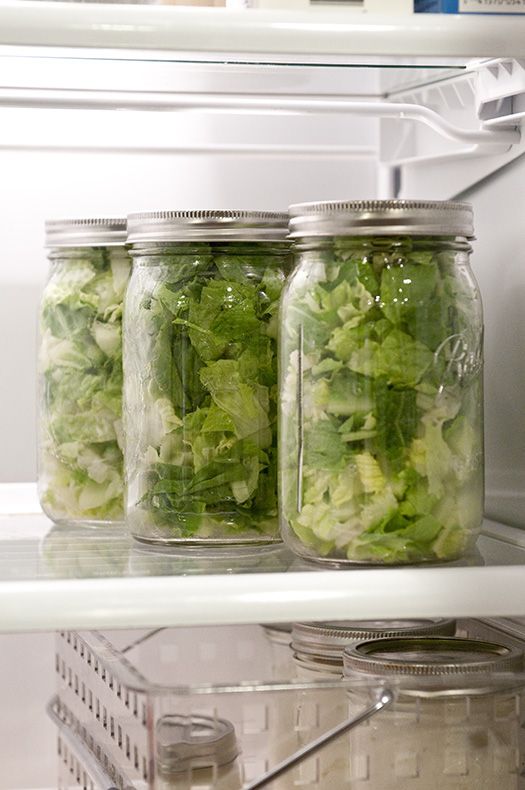 I'm repinning this because….IT WORKS! My lettuce stays fresh for ever…an