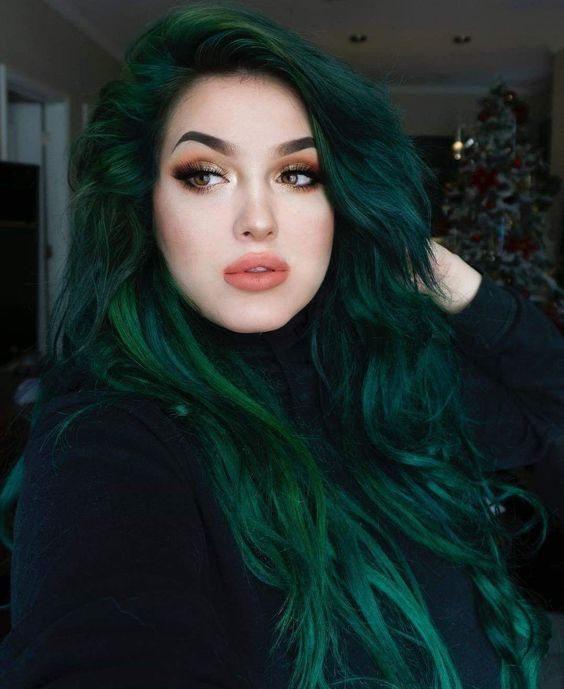 30+ Glamorous Green Hair Styles | momooze -   12 hair Dark aesthetic ideas