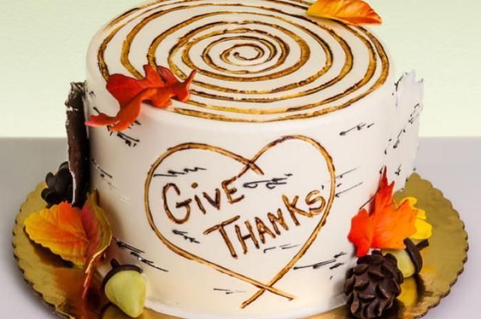 14 Amazing Fall Cakes That Look Almost Too Beautiful to Eat - XO, Katie Rosario -   13 cake Beautiful thanksgiving ideas