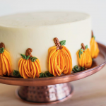 12 Beautiful Buttercream Pumpkin Cakes - Find Your Cake Inspiration -   13 cake Beautiful thanksgiving ideas