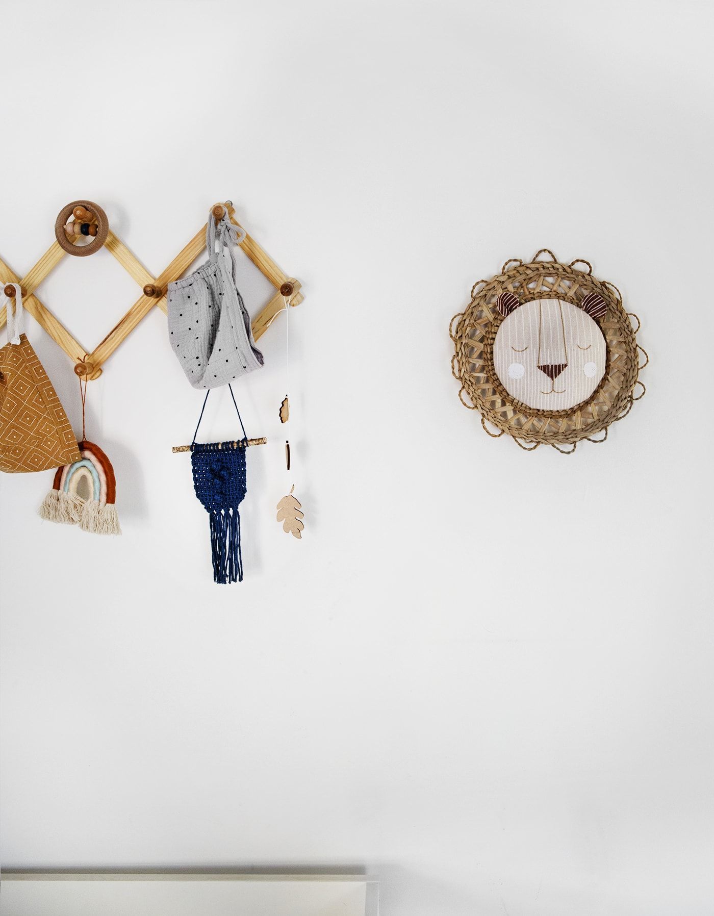 DIY Hanging Lion Decor | The Lovely Drawer -   17 fabric crafts Nursery decor ideas