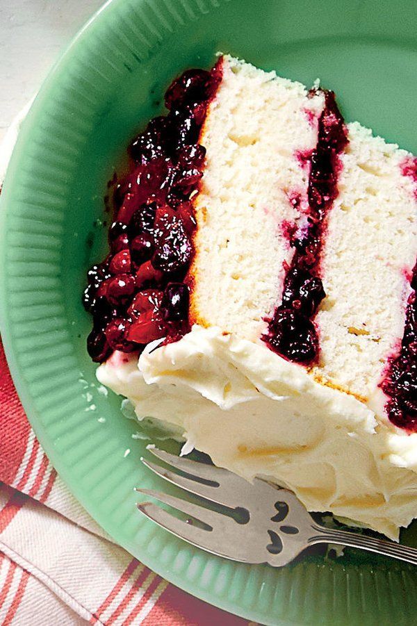 White Cake with Cranberry Filling and Orange Buttercream -   17 white cake Christmas ideas