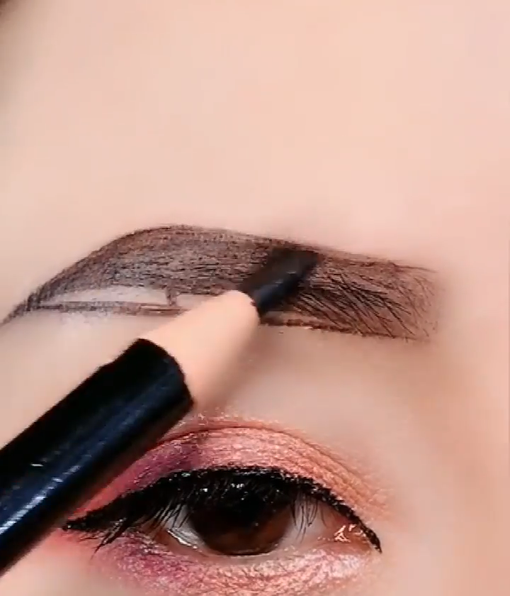10 Eye Makeup Videos Ideas In 2019 -   19 makeup Videos ideas