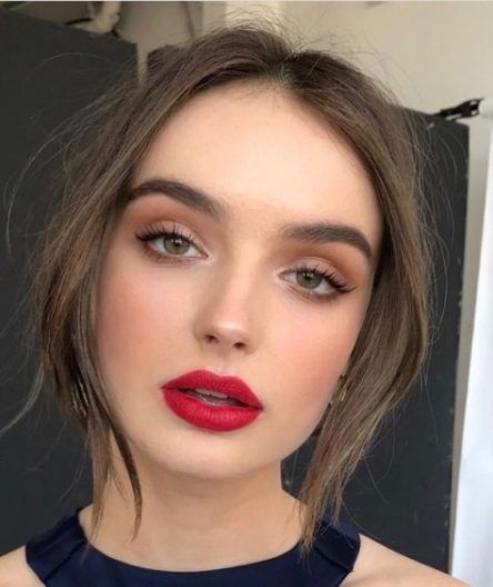 48 Ideas holiday makeup simple red lips -   12 holiday Makeup simple ideas