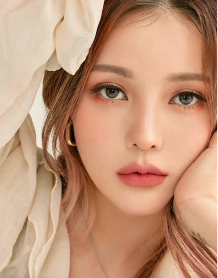 The Prettiest K-Beauty Makeup Trends We Can't Wait to Try This Fall -   13 korean makeup Fall ideas
