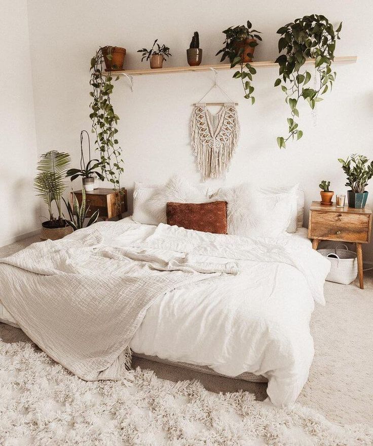 Bedroom design idea with plant ledge -   13 room decor Boho white ideas