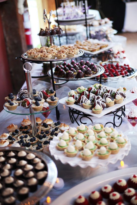 50 Delightful Wedding Dessert Display and Table Ideas - Page 29 of 50 - SooPush -   16 dessertbuffet desserts Table ideas