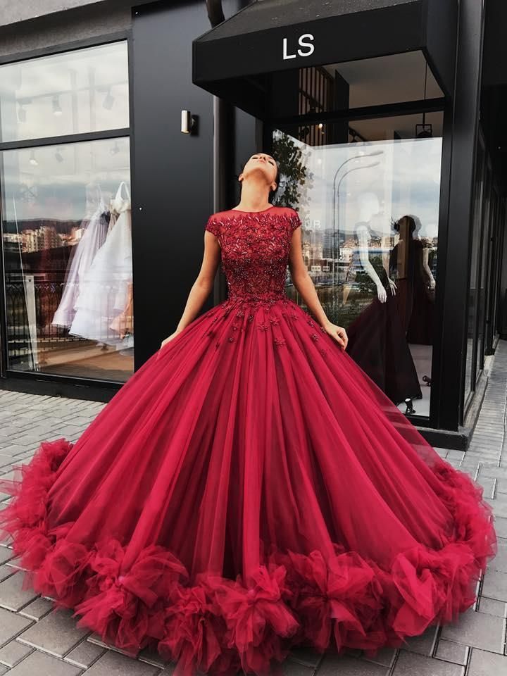 Red Tulle Appliques Ball Gown Round Neck Prom Dress Sweet 16 Dresses Quinceanera Dresses -   16 gawon dress Beautiful ideas
