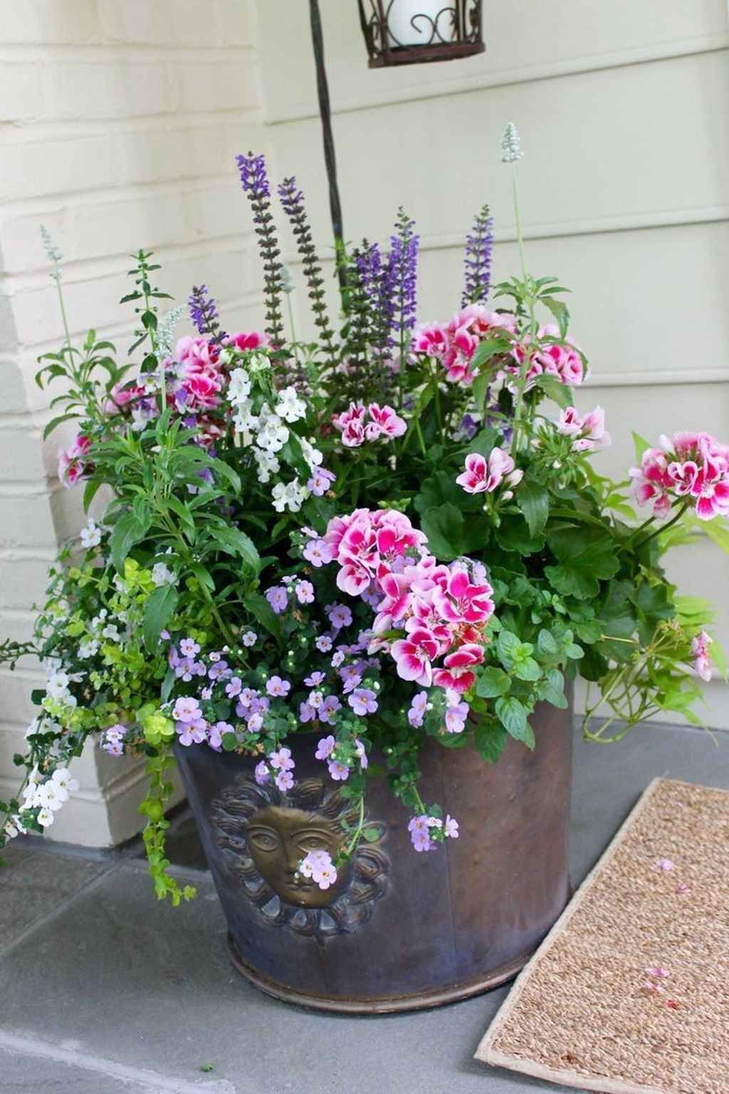 85 Fresh and Easy Summer Container Garden Flowers Ideas -   16 planting summer ideas