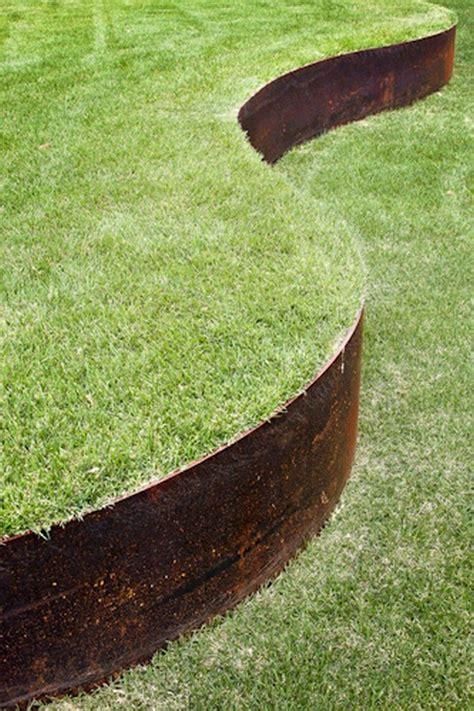 Core Edge Flexible Steel Lawn Edging CorTen -   17 garden design Backyard lawn ideas