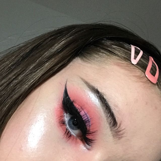Ima just start posting what ever the fuck I want! I need to to stop sticking to ... - Soft girl aesthetic makeup - Aheyko Blog -   8 doing makeup Aesthetic ideas