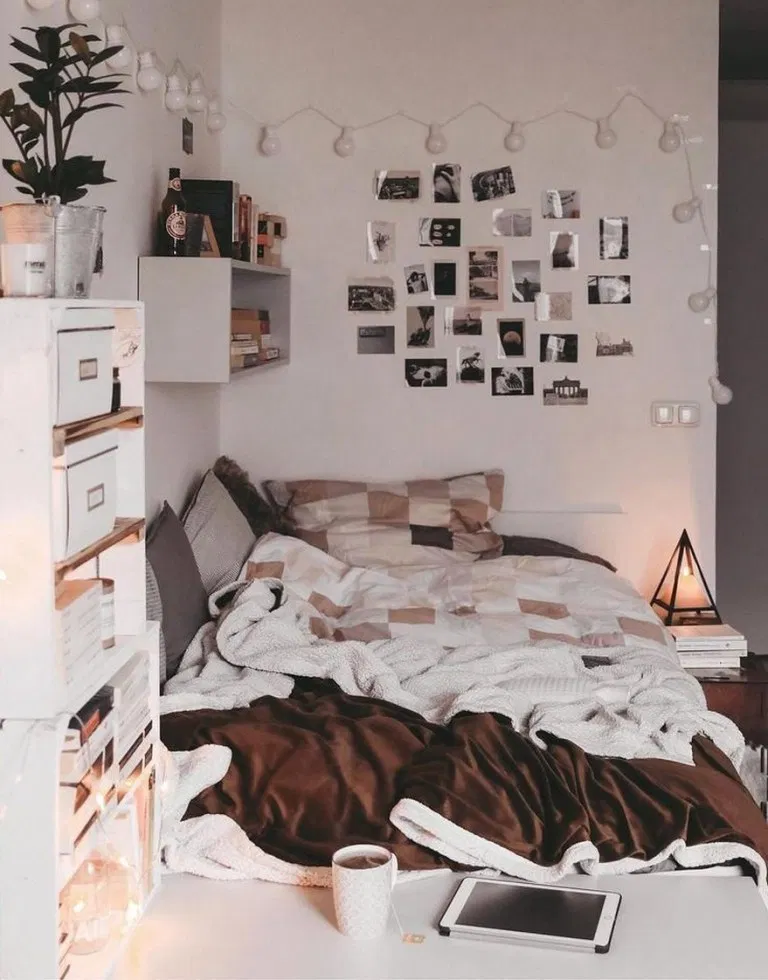 вњ” 41 small bedroom ideas that are made space saving 2020 -   8 room decor Small awesome ideas