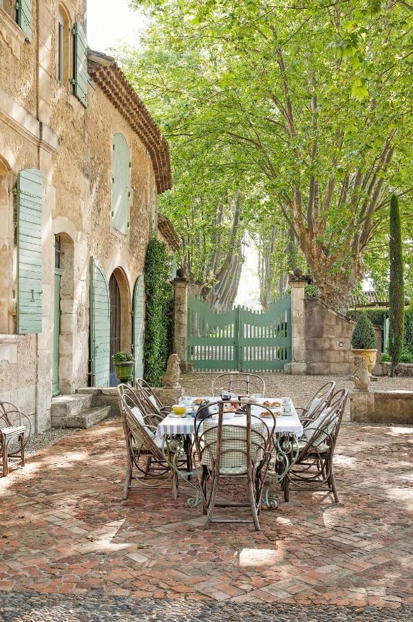Beautiful French Country Bastide: Ch?teau Mireille - Hello Lovely -   10 garden design French provence france ideas