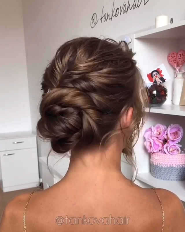 Easy and Quick Hair Tutorials! -   12 hairstyles waves ideas