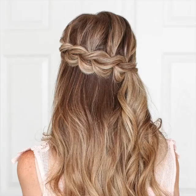 80+ Stunning Bridal Hairstyles to Steal Right Now | My Sweet Engagement -   12 hairstyles waves ideas
