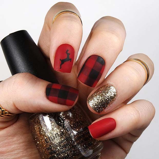 43 Pretty Holiday Nails to Get You Into the Christmas Spirit | Page 2 of 4 | StayGlam -   12 holiday Nails plaid ideas