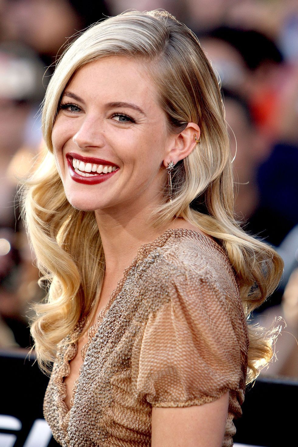 Hair-story: Sienna Miller -   14 holiday Hairstyles colour ideas