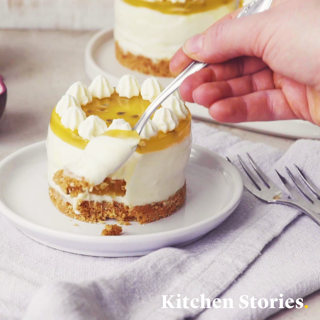 Mini passion fruit cheesecakes -   16 fruity desserts Recipes ideas