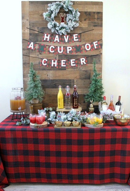 35 Stunning Christmas Party Decorations for The Home -   17 holiday Party home ideas