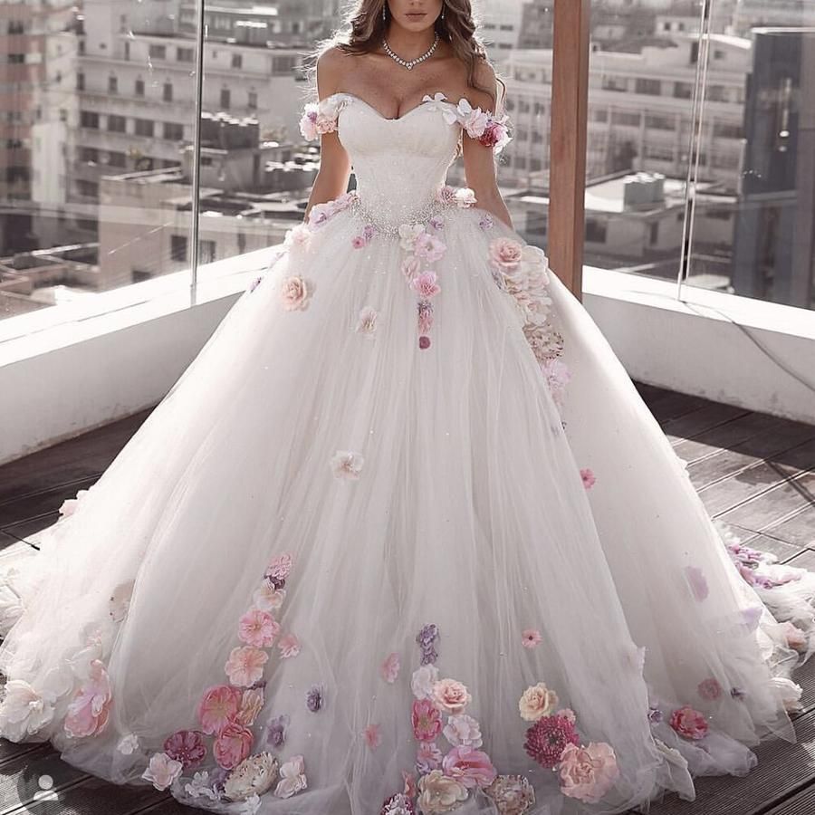 white wedding dresses 2019 sweetheart neckline hand made flowers 3d flowers ball gown puffy bridal dresses vestidos de noiva -   18 wedding Gown 2019 ideas