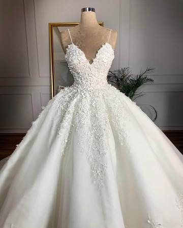 Vintage Lace Floral Wedding Dresses 2019 Casamento 3D Flower Bridal Ball Gowns V-neck Lace Up Plus Size Bride Dress Gelinlik -   18 wedding Gown 2019 ideas